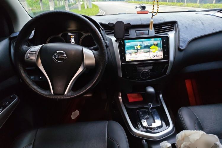 Used Nissan Terra 2020 2.5L XL Upper Automatic Two-Wheel Drive Luxury Edition Center Console