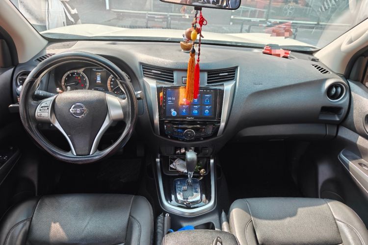 Used Nissan Terra 2020 2.5L XL Upper Automatic Two-Wheel Drive Luxury Edition Center Console