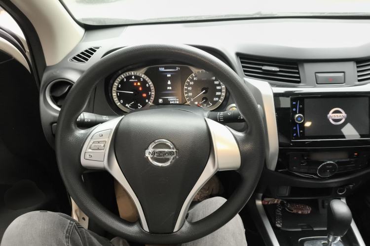 Used Nissan Terra 2020 2.5L XL Upper Automatic Two-Wheel Drive Luxury Edition Center Console