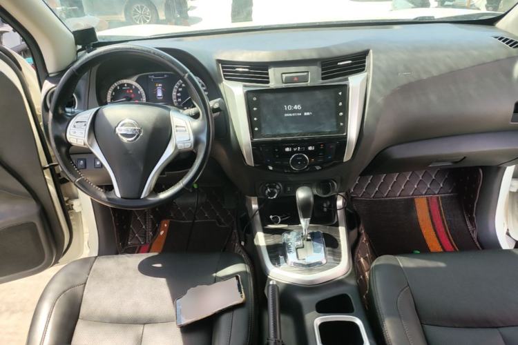 Used Nissan Terra 2020 2.5L XV 4WD Automatic Four-Wheel Drive Flagship Edition Center Console