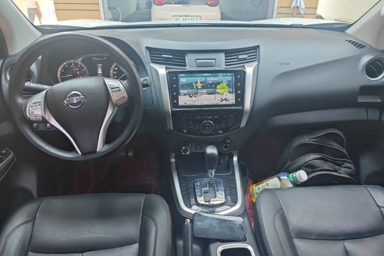 Used Nissan Terra 2020 2.5L XV 4WD Automatic Four-Wheel Drive Flagship Edition Center Console