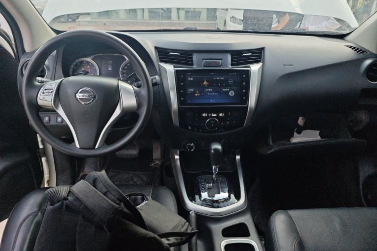 Used Nissan Terra 2020 2.5L XL Upper 4WD Automatic Four-Wheel Drive Luxury Edition Center Console