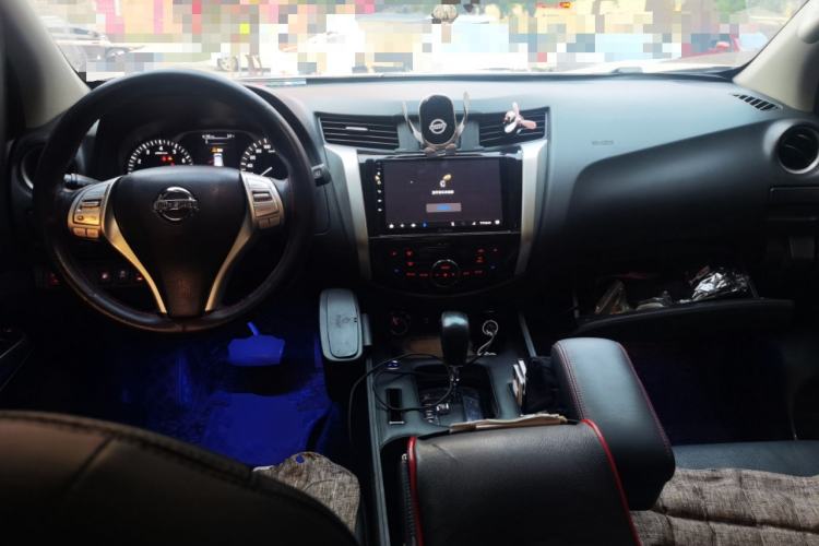 Used Nissan Terra 2020 2.5L XV 4WD Automatic Four-Wheel Drive Flagship Edition Center Console