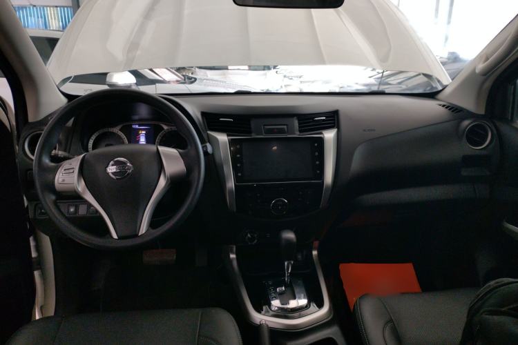 Used Nissan Terra 2020 2.5L XL Upper 4WD Automatic Four-Wheel Drive Luxury Edition Center Console
