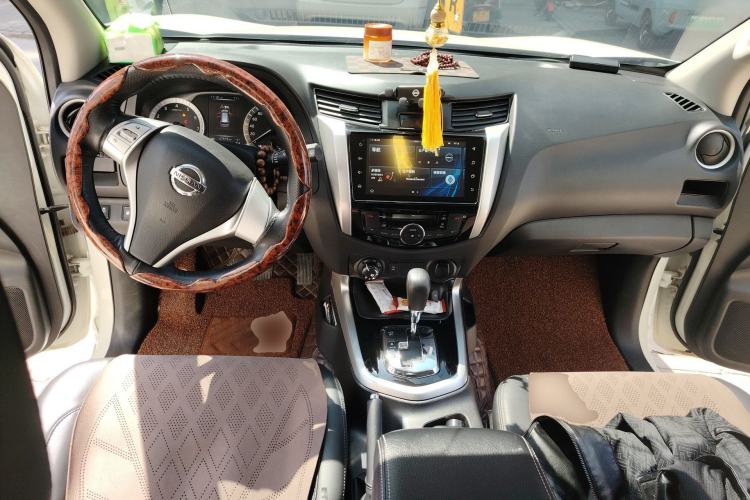 Used Nissan Terra 2020 2.5L XL Upper 4WD Automatic Four-Wheel Drive Luxury Edition Center Console