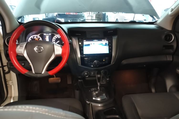 Used Nissan Terra 2020 2.5L XL Upper 4WD Automatic Four-Wheel Drive Luxury Edition Center Console