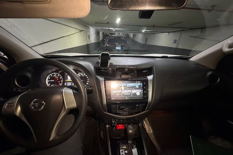Used Nissan Terra 2020 2.5L XL Upper 4WD Automatic Four-Wheel Drive Luxury Edition Center Console