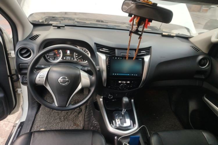 Used Nissan Terra 2020 2.5L XL Upper 4WD Automatic Four-Wheel Drive Luxury Edition Center Console