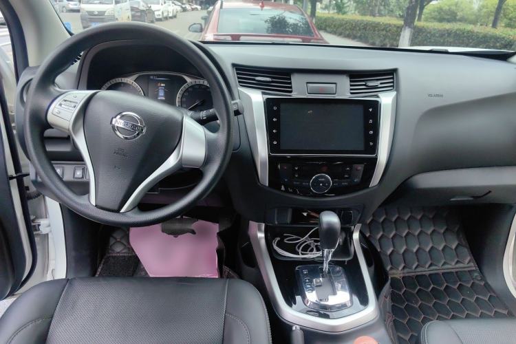 Used Nissan Terra 2020 2.5L XL Upper Automatic Two-Wheel Drive Luxury Edition Center Console