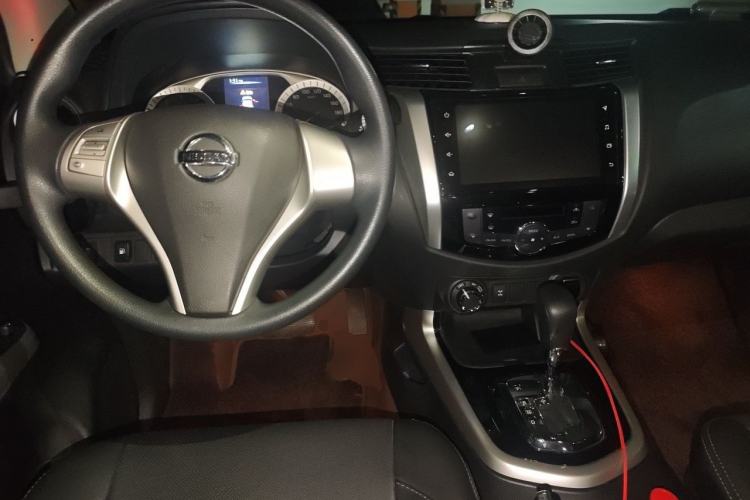 Used Nissan Terra 2020 2.5L XL Upper 4WD Automatic Four-Wheel Drive Luxury Edition Center Console