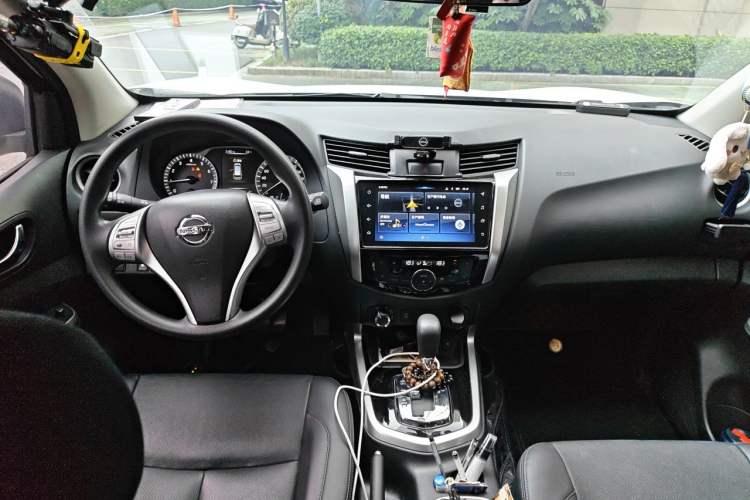Used Nissan Terra 2020 2.5L XL Upper 4WD Automatic Four-Wheel Drive Luxury Edition Center Console