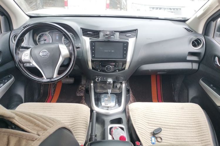 Used Nissan Terra 2020 2.5L XL Upper 4WD Automatic Four-Wheel Drive Luxury Edition Center Console