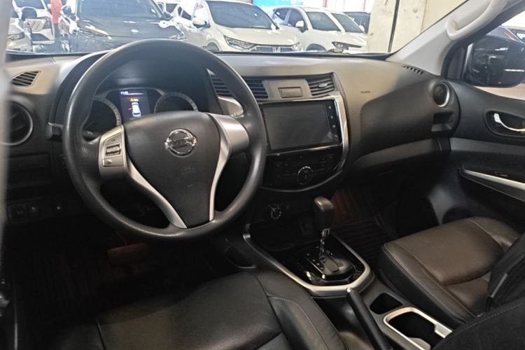 Used Nissan Terra 2020 2.5L XL Upper 4WD Automatic Four-Wheel Drive Luxury Edition Center Console
