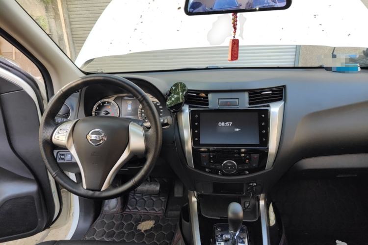 Used Nissan Terra 2020 2.5L XL Upper Automatic Two-Wheel Drive Luxury Edition Center Console