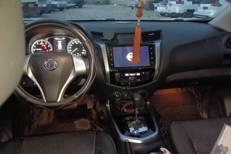 Used Nissan Terra 2020 2.5L XL Upper 4WD Automatic Four-Wheel Drive Luxury Edition Center Console