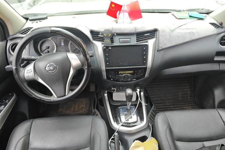 Used Nissan Terra 2020 2.5L XL Upper 4WD Automatic Four-Wheel Drive Luxury Edition Center Console