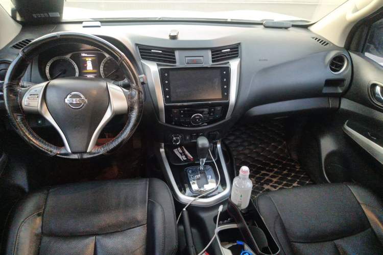 Used Nissan Terra 2020 2.5L XL Upper 4WD Automatic Four-Wheel Drive Luxury Edition Center Console