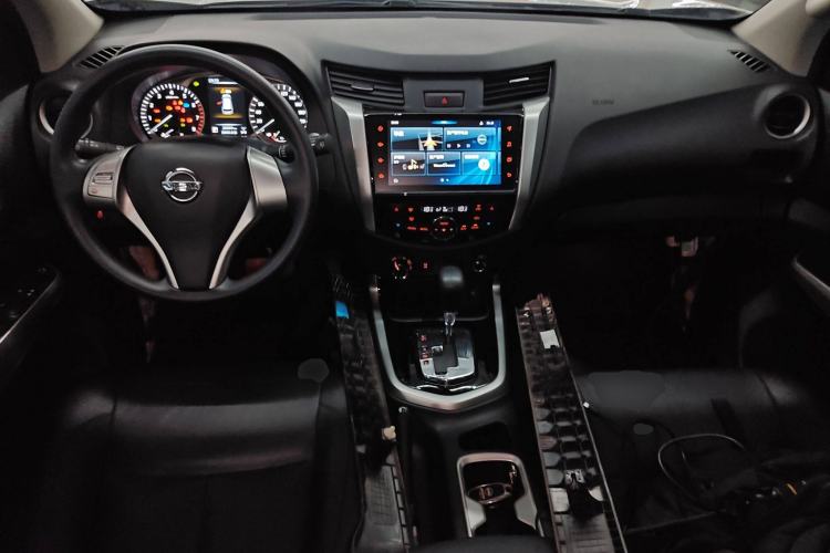 Used Nissan Terra 2020 2.5L XL Upper 4WD Automatic Four-Wheel Drive Luxury Edition Center Console