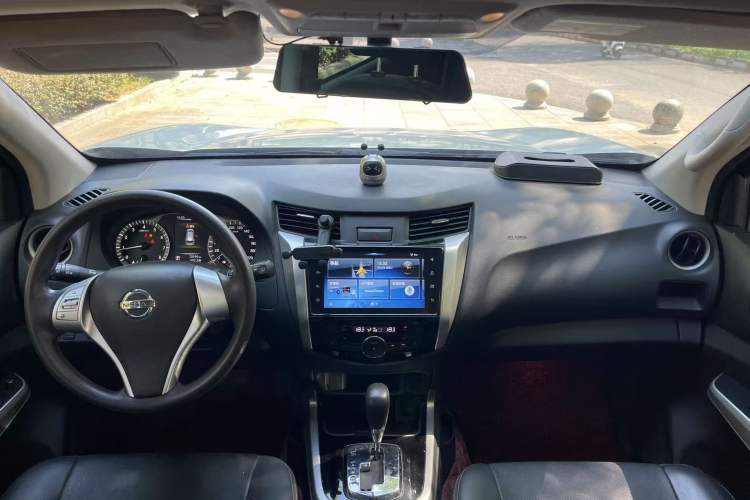 Used Nissan Terra 2020 2.5L XL Upper Automatic Two-Wheel Drive Luxury Edition Center Console