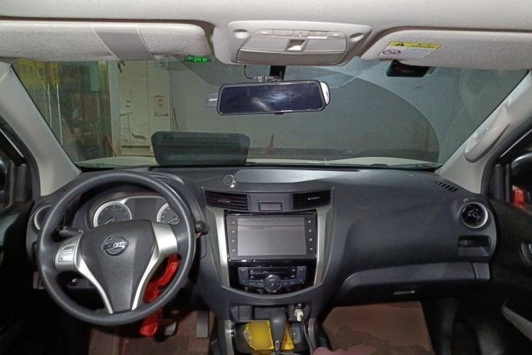 Used Nissan Terra 2020 2.5L XL Upper Automatic Two-Wheel Drive Luxury Edition Center Console