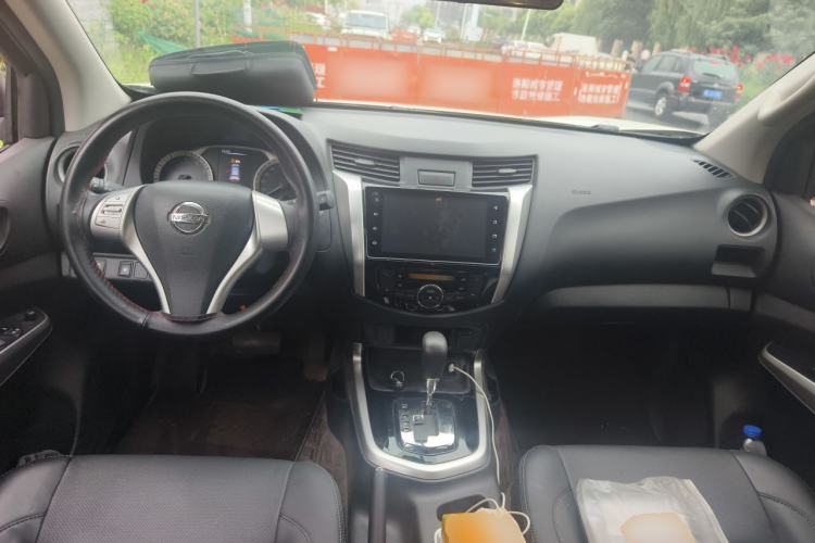 Used Nissan Terra 2020 2.5L XL Upper Automatic Two-Wheel Drive Luxury Edition Center Console