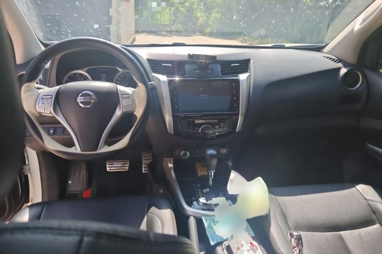 Used Nissan Terra 2020 2.5L XV 4WD Automatic Four-Wheel Drive Flagship Edition Center Console