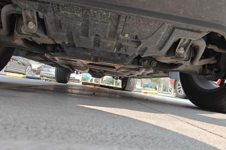 Used Nissan Terra 2020 2.5L XL Upper Automatic Two-Wheel Drive Luxury Edition Chassis Front