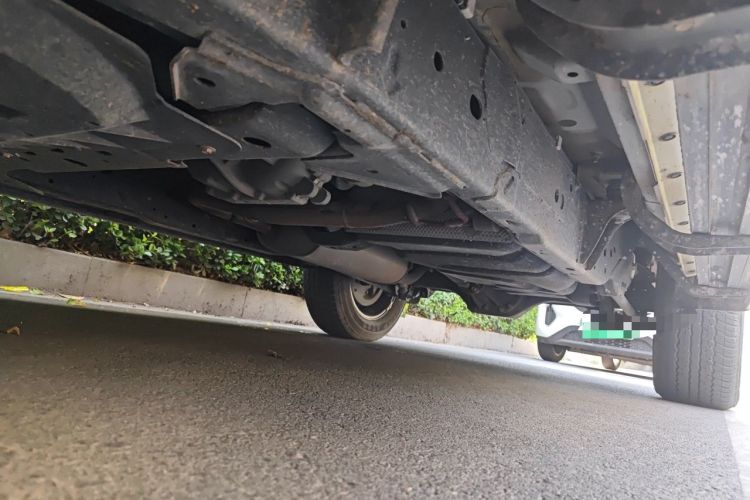Used Nissan Terra 2020 2.5L XV 4WD Automatic Four-Wheel Drive Flagship Edition Chassis Front Left