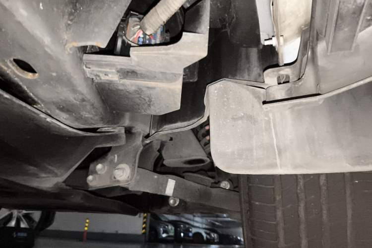 Used Nissan Terra 2020 2.5L XV Automatic 2WD Smart Edition Chassis Front Left