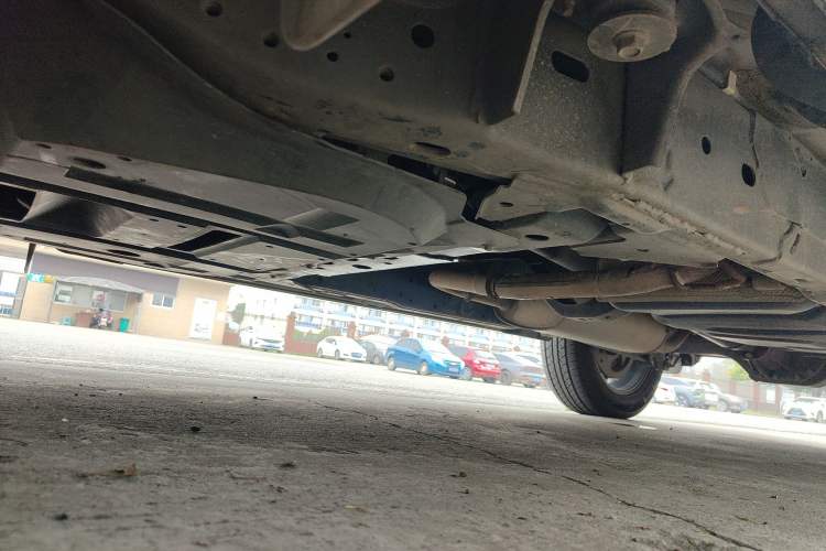 Used Nissan Terra 2020 2.5L XE Manual Two-Wheel-Drive Elite Edition Chassis Front Left