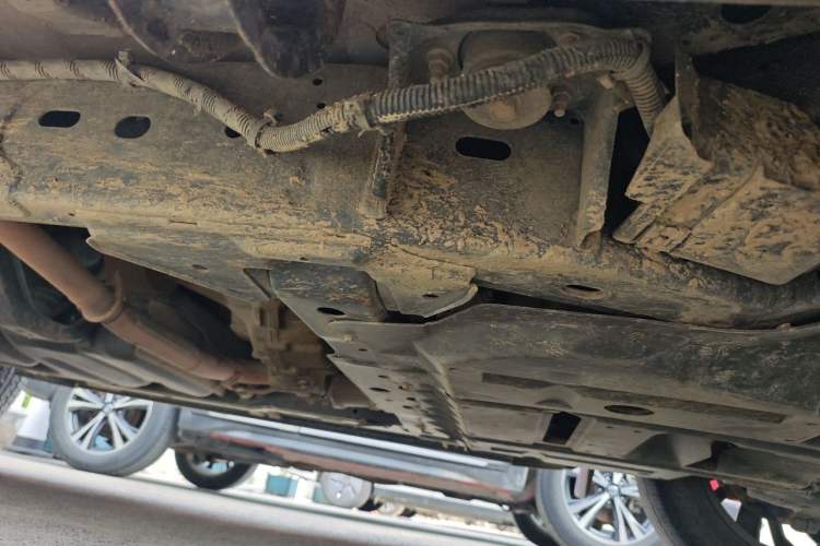 Used Nissan Terra 2020 2.5L XL Upper 4WD Automatic Four-Wheel Drive Luxury Edition Chassis Front Right