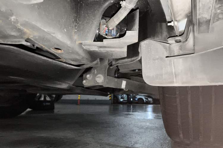 Used Nissan Terra 2020 2.5L XV Automatic 2WD Smart Edition Chassis Rear Left