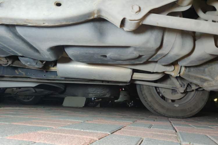 Used Nissan Terra 2020 2.5L XE Manual Two-Wheel-Drive Elite Edition Chassis Rear Left