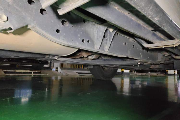 Used Nissan Terra 2020 2.5L XV 4WD Automatic Four-Wheel Drive Flagship Edition Chassis Rear Right