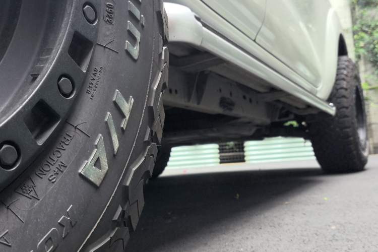 Used Nissan Terra 2020 2.5L XL Upper 4WD Automatic Four-Wheel Drive Luxury Edition Chassis Rear Right