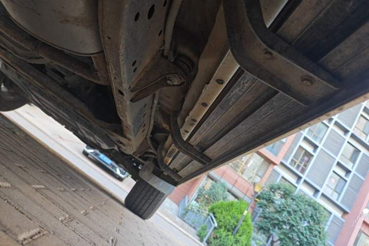 Used Nissan Terra 2020 2.5L XV 4WD Automatic Four-Wheel Drive Flagship Edition Chassis Rear Right