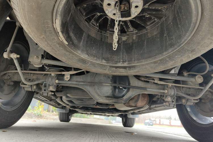 Used Nissan Terra 2020 2.5L XE Manual Two-Wheel-Drive Elite Edition Chassis Rear