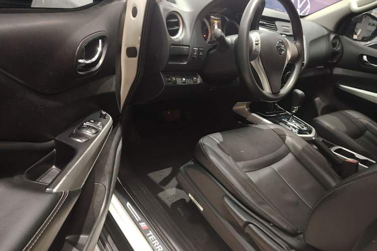 Used Nissan Terra 2020 2.5L XL Upper Automatic Two-Wheel Drive Luxury Edition Driver Seat