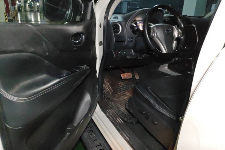 Used Nissan Terra 2020 2.5L XV 4WD Automatic Four-Wheel Drive Flagship Edition Driver Seat
