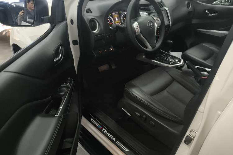 Used Nissan Terra 2020 2.5L XV 4WD Automatic Four-Wheel Drive Flagship Edition Driver Seat