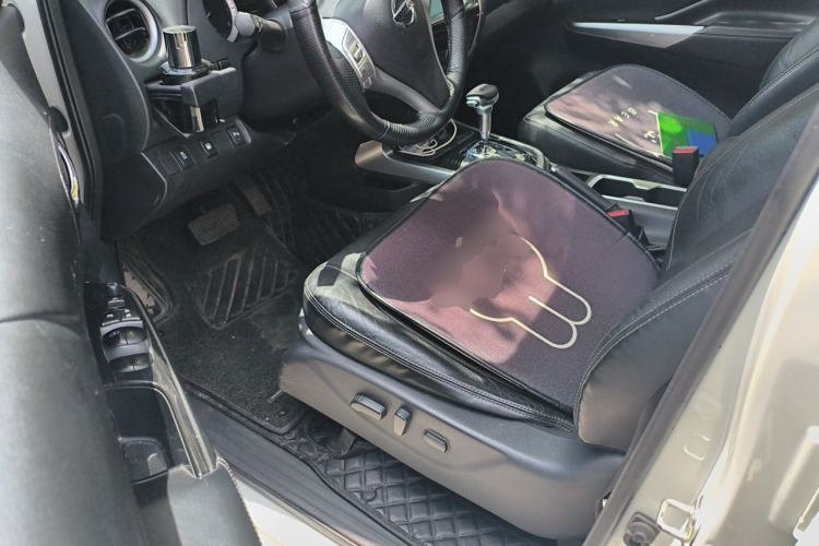 Used Nissan Terra 2020 2.5L XV 4WD Automatic Four-Wheel Drive Flagship Edition Driver Seat