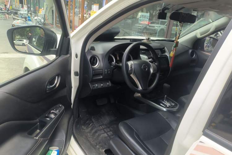 Used Nissan Terra 2020 2.5L XL Upper Automatic Two-Wheel Drive Luxury Edition Driver Seat