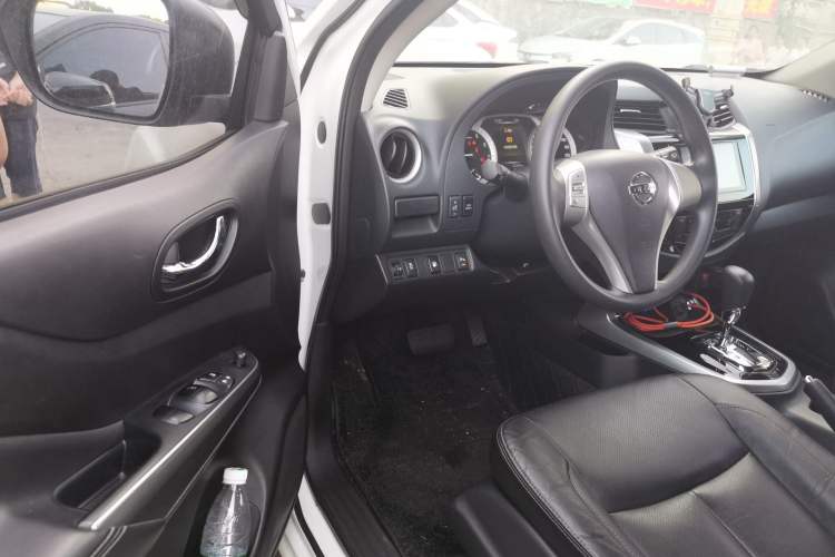 Used Nissan Terra 2020 2.5L XL Upper Automatic Two-Wheel Drive Luxury Edition Driver Seat