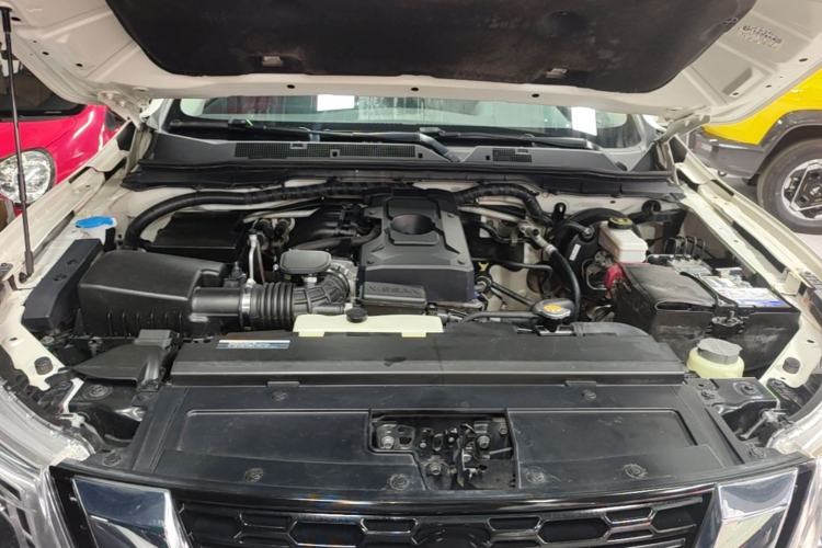Used Nissan Terra 2020 2.5L XL Upper 4WD Automatic Four-Wheel Drive Luxury Edition Engine Bay