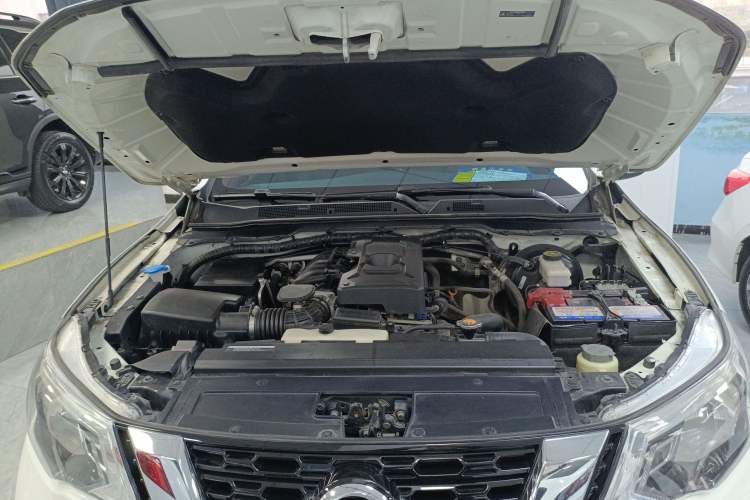 Used Nissan Terra 2020 2.5L XL Upper Automatic Two-Wheel Drive Luxury Edition Engine Bay