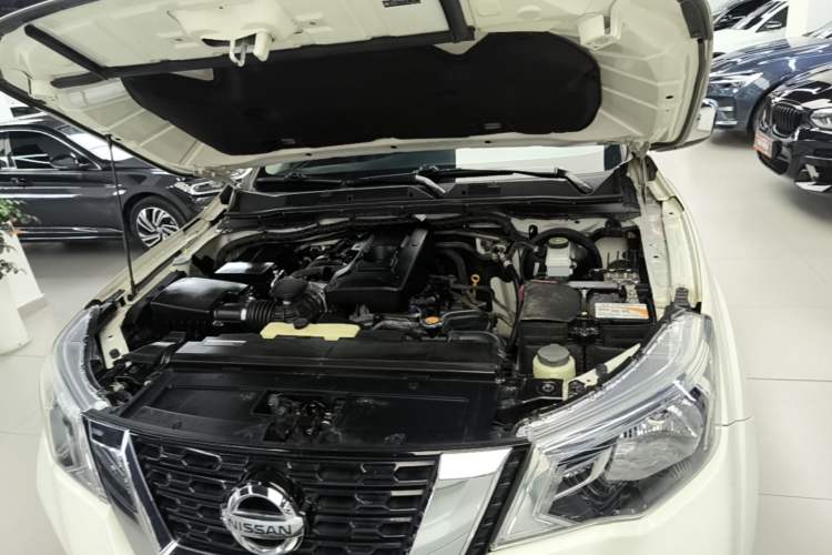 Used Nissan Terra 2020 2.5L XL Upper Automatic Two-Wheel Drive Luxury Edition Engine Bay