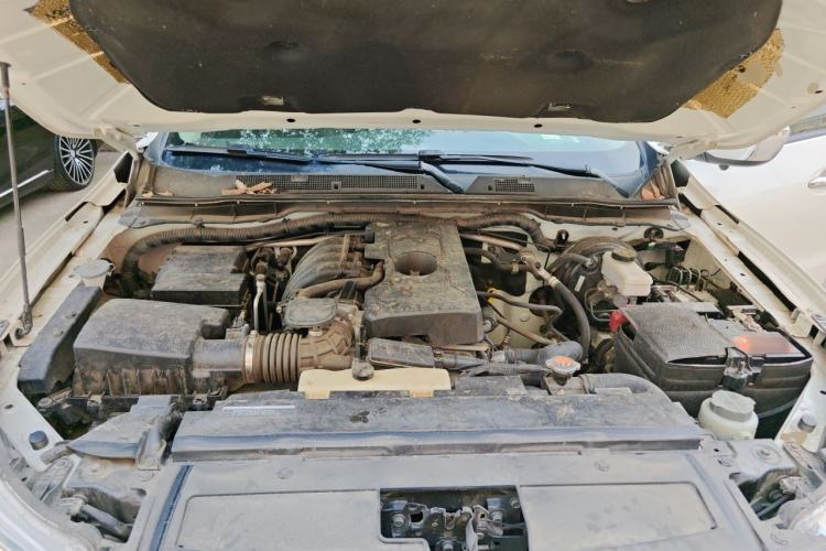 Used Nissan Terra 2020 2.5L XL Upper 4WD Automatic Four-Wheel Drive Luxury Edition Engine Bay