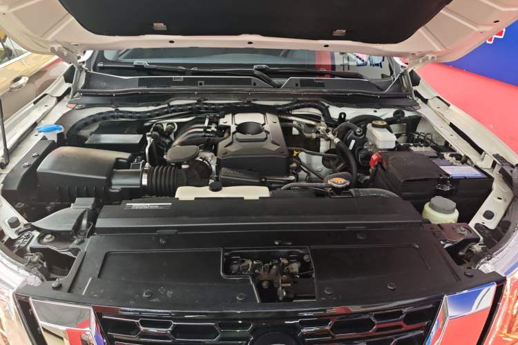 Used Nissan Terra 2020 2.5L XL Upper 4WD Automatic Four-Wheel Drive Luxury Edition Engine Bay