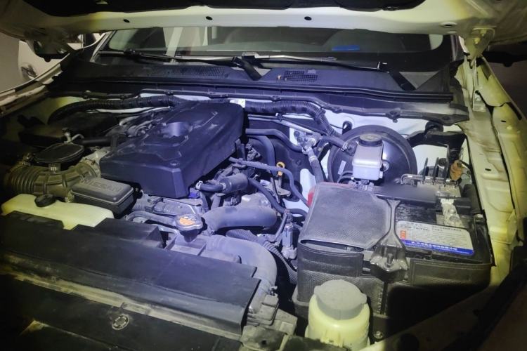 Used Nissan Terra 2020 2.5L XL Upper Automatic Two-Wheel Drive Luxury Edition Engine Bay Left