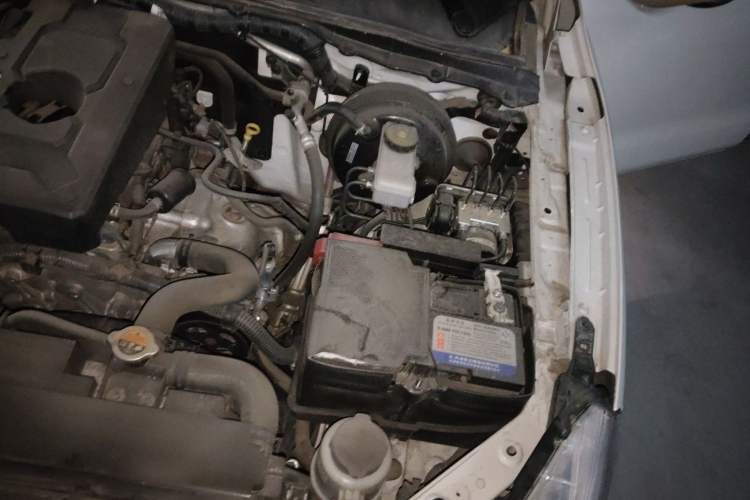 Used Nissan Terra 2020 2.5L XL Upper 4WD Automatic Four-Wheel Drive Luxury Edition Engine Bay Left